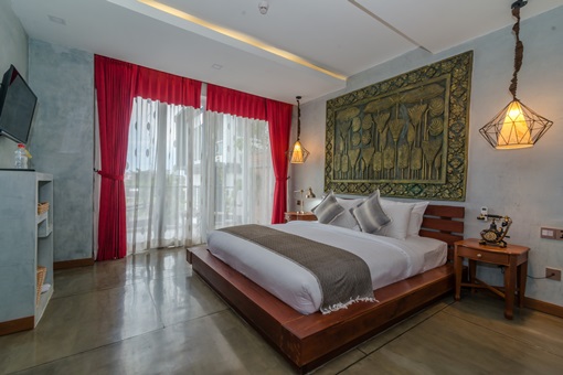 Premier Family Suite with Pool View